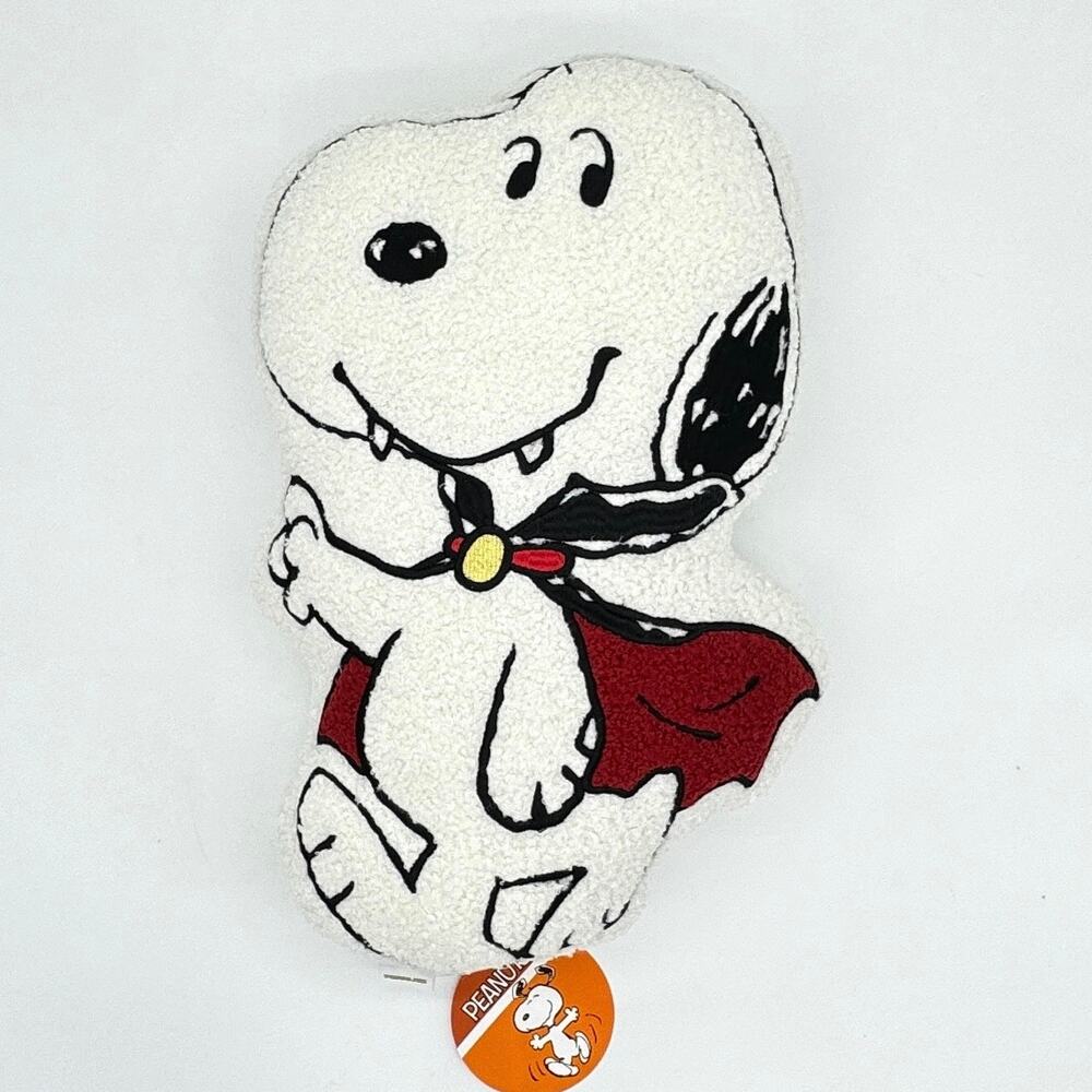 Peanuts Snoopy Shaped Sherpa Pillow Halloween Vampire Cape Dracula Costume NEW